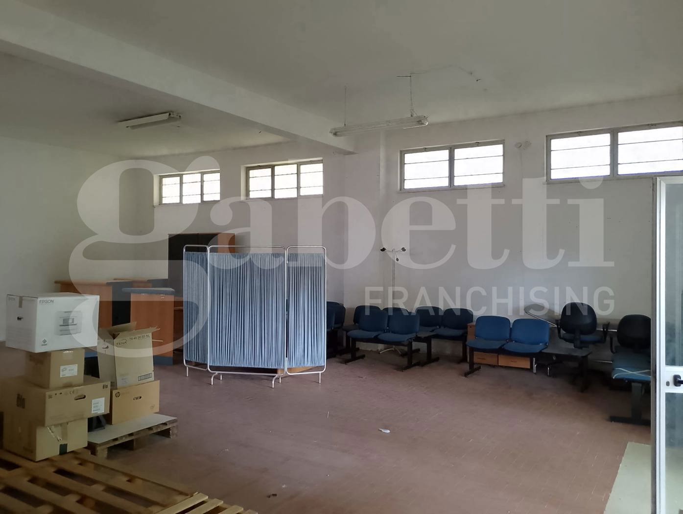 Negozio in vendita a Latina