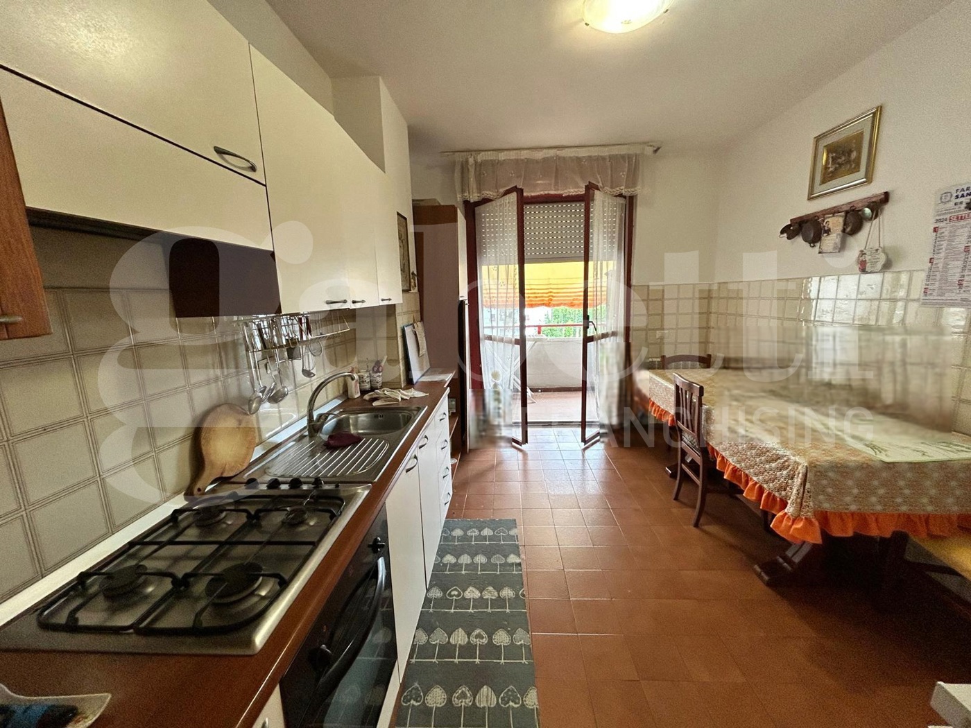 Quadrilocale con box a Latina