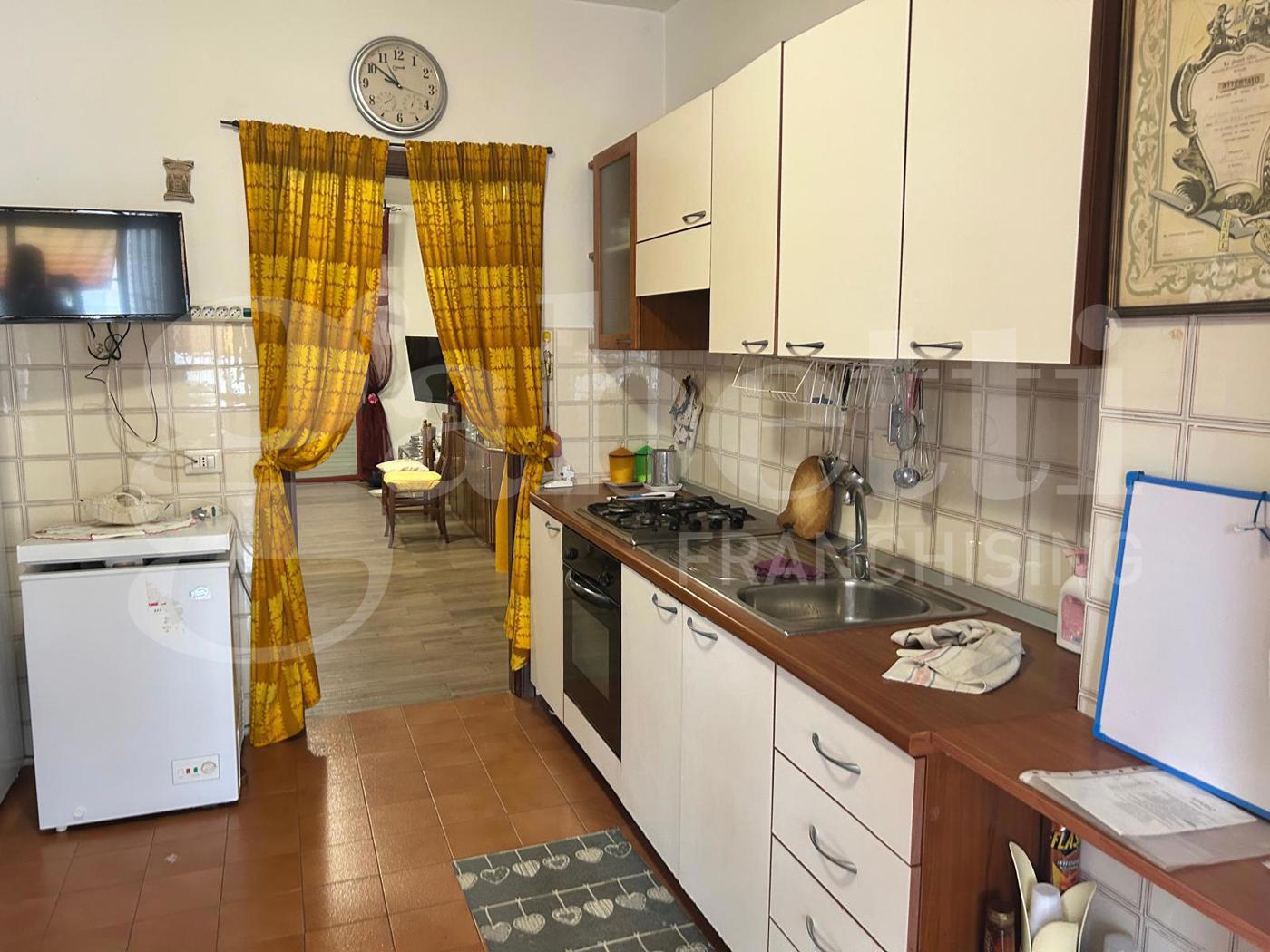 Quadrilocale con box a Latina