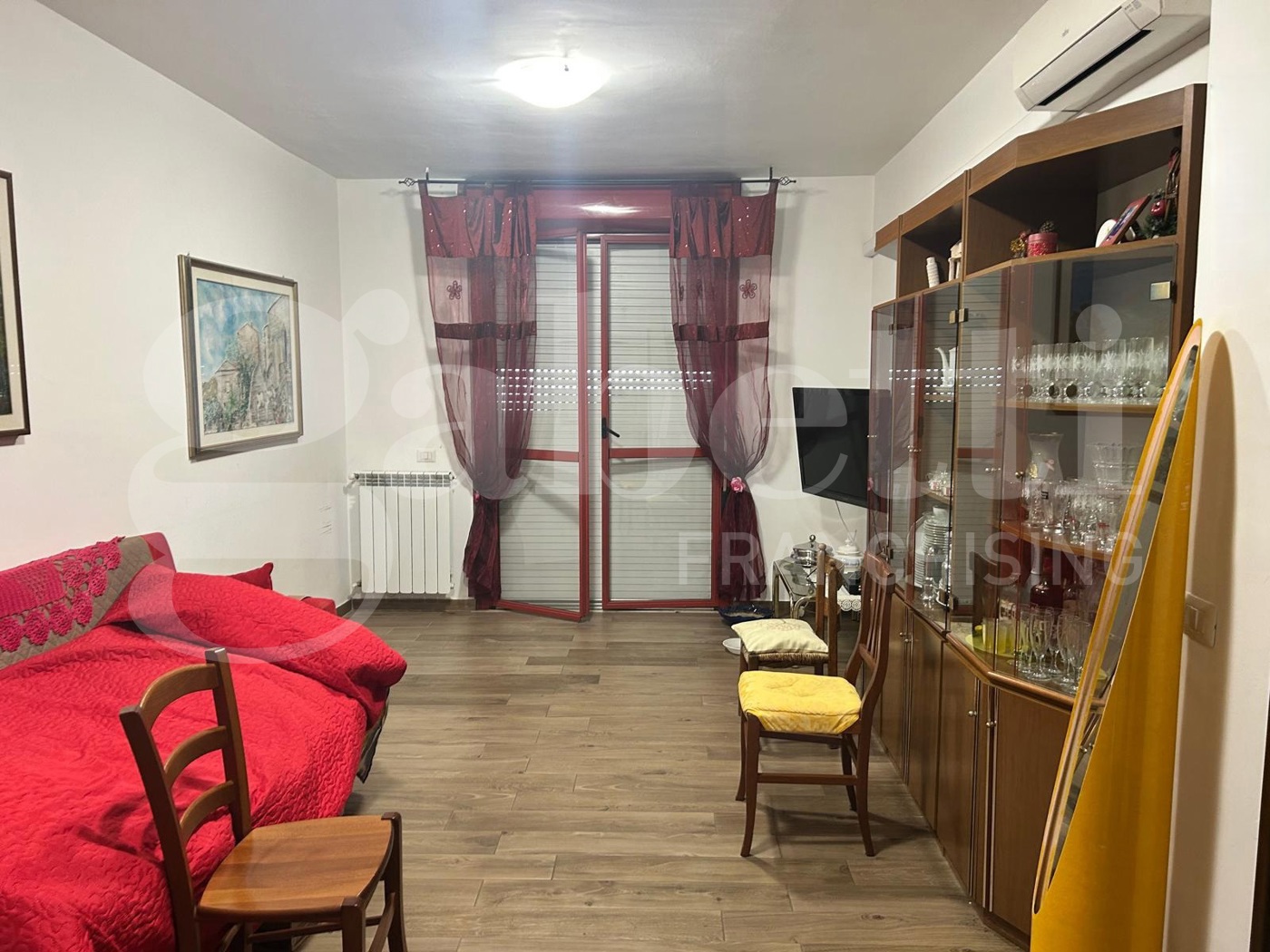 Quadrilocale con box a Latina