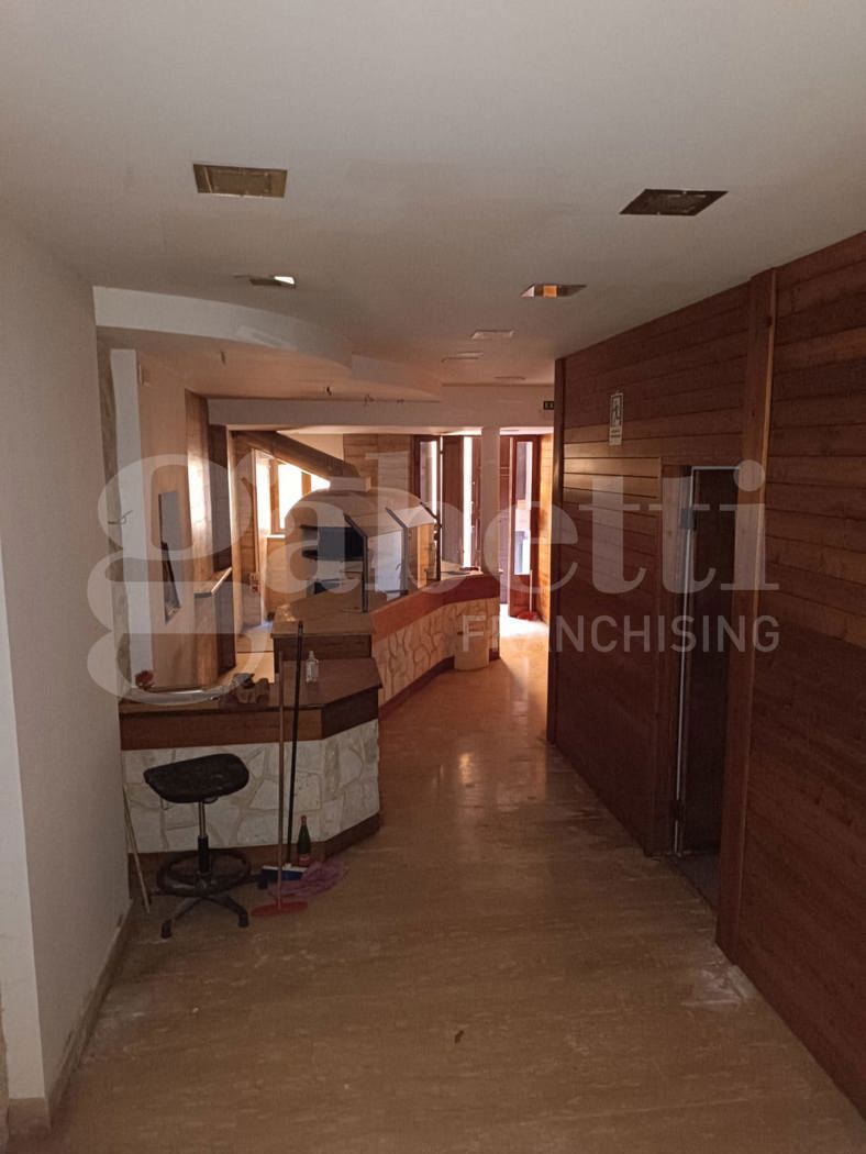 Negozio in vendita a Cori