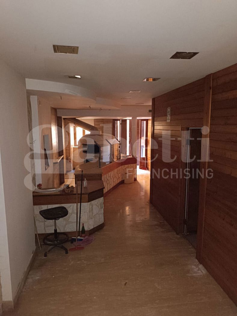 Negozio in affitto a Cori