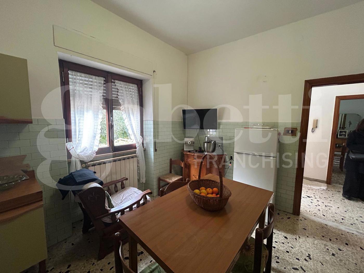 Casa indipendente con giardino a Sermoneta