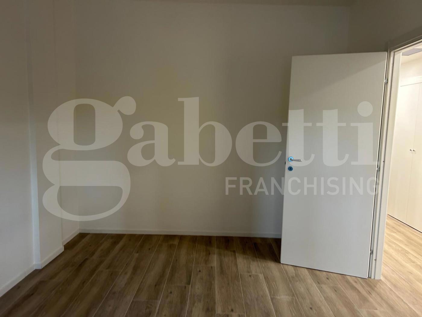 Quadrilocale con box a Latina