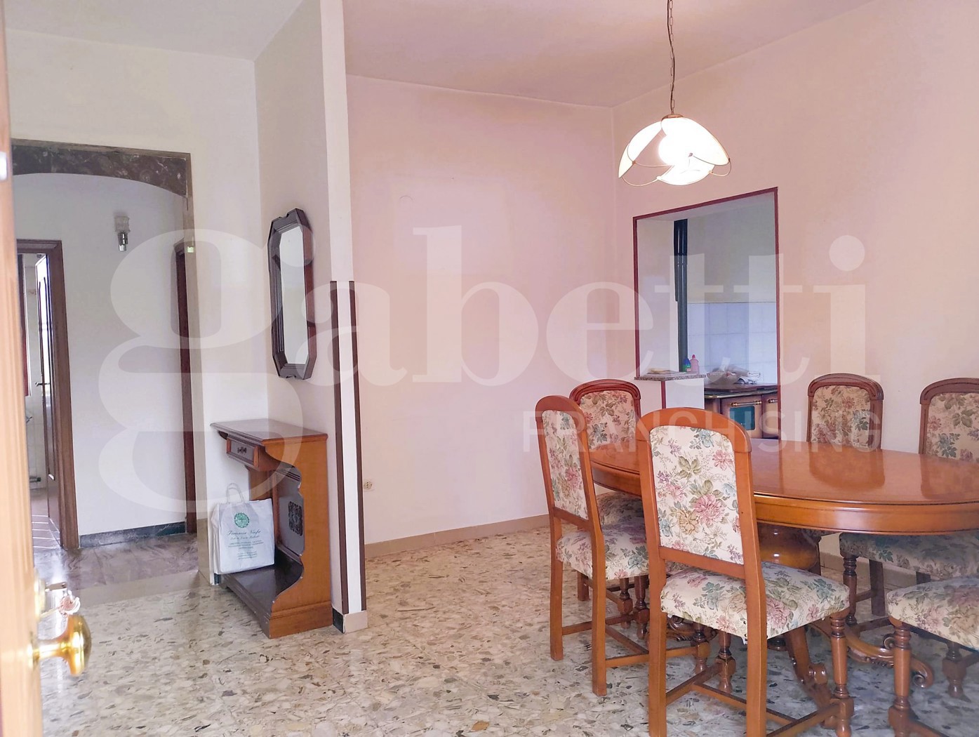 Casa indipendente da ristrutturare a Cisterna di Latina