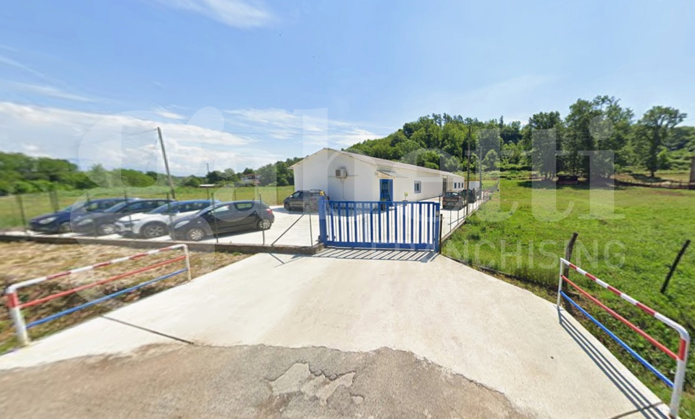 Capannone con box doppio a Patrica