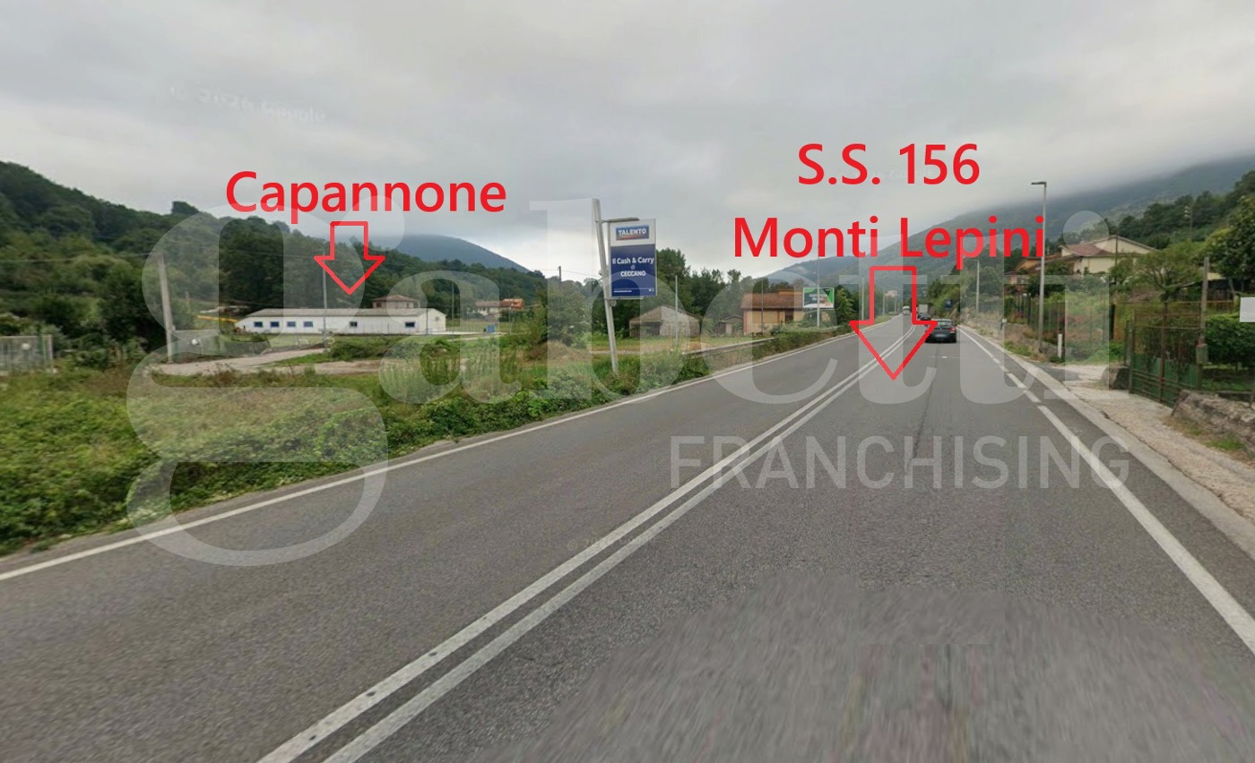 Capannone con box doppio a Patrica