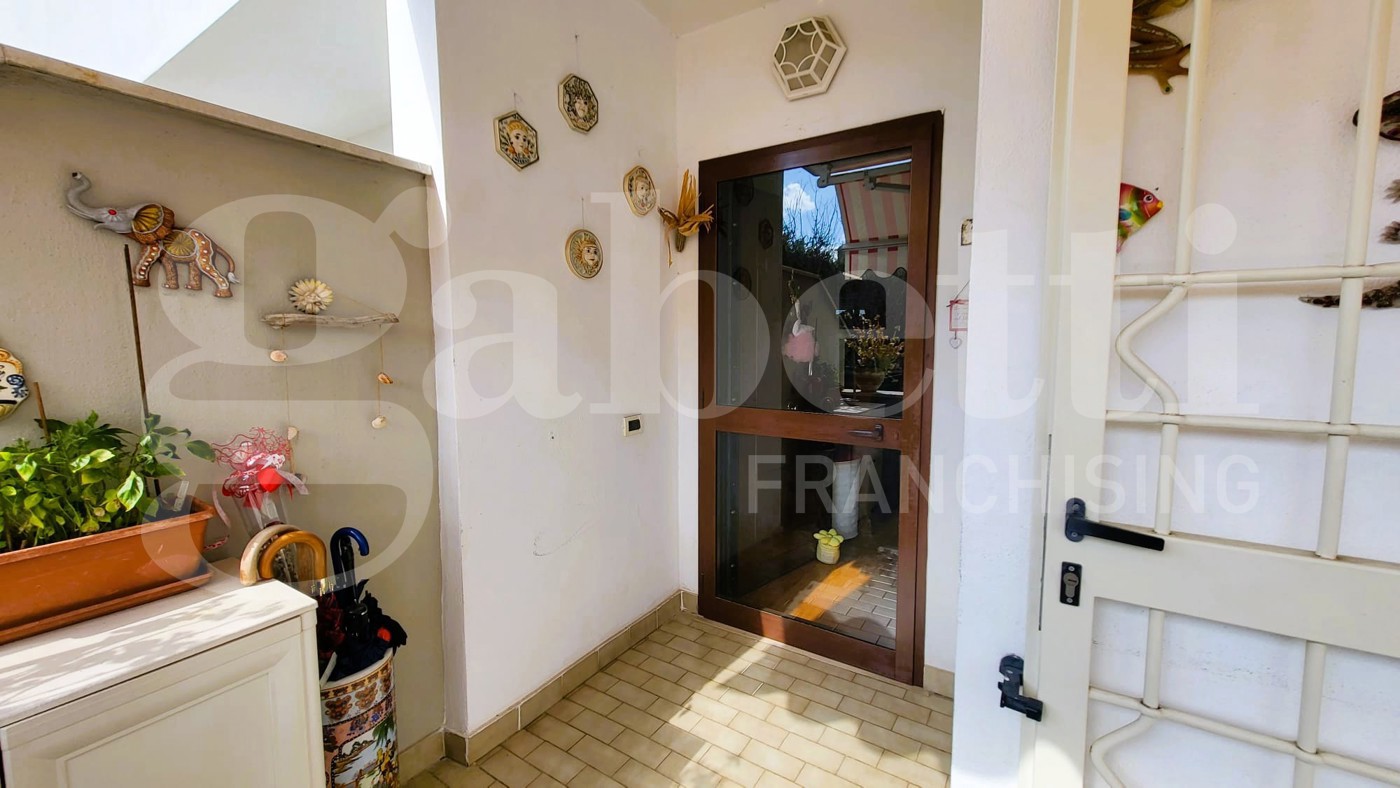 Villa in vendita a Latina