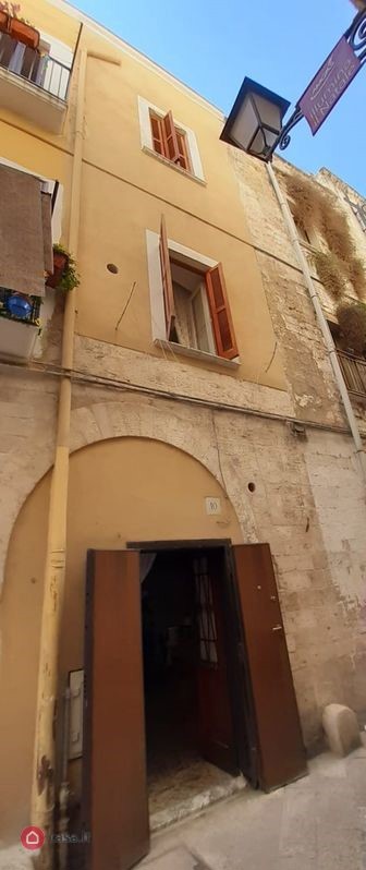 Stabile/Palazzo in vendita a Bari