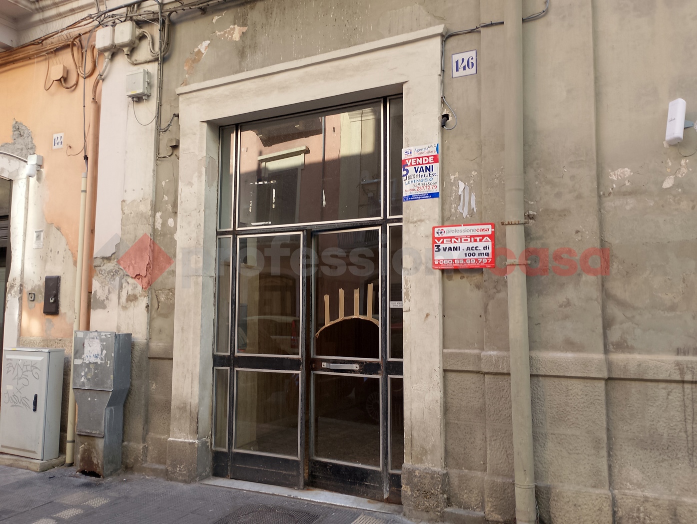 Trilocale da ristrutturare a Bari