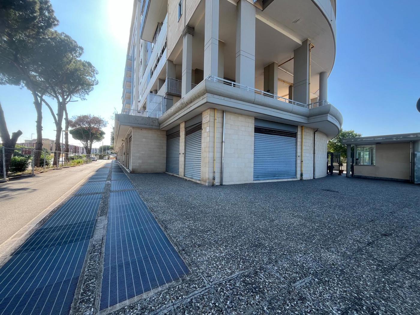 Attivit commerciale in affitto/gestione a Bari