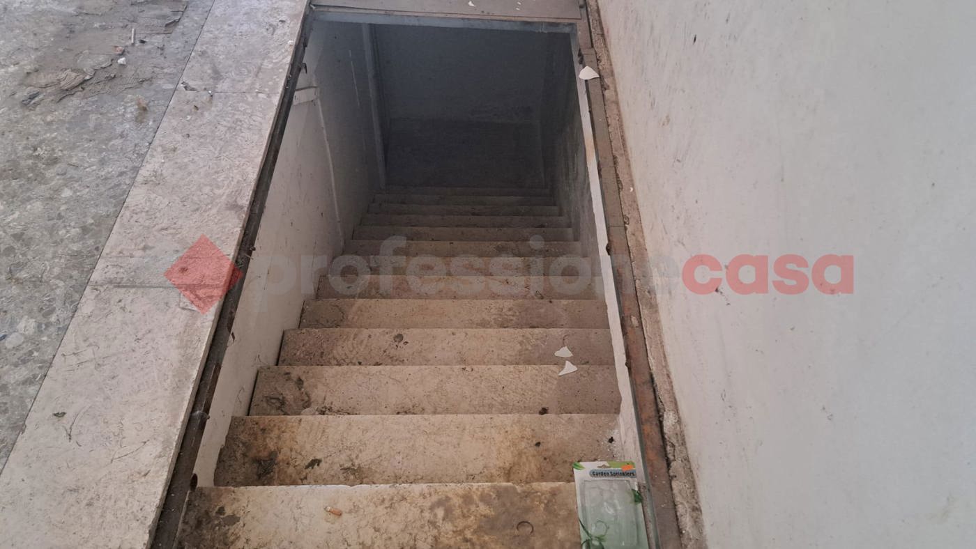 Negozio in affitto a Bari