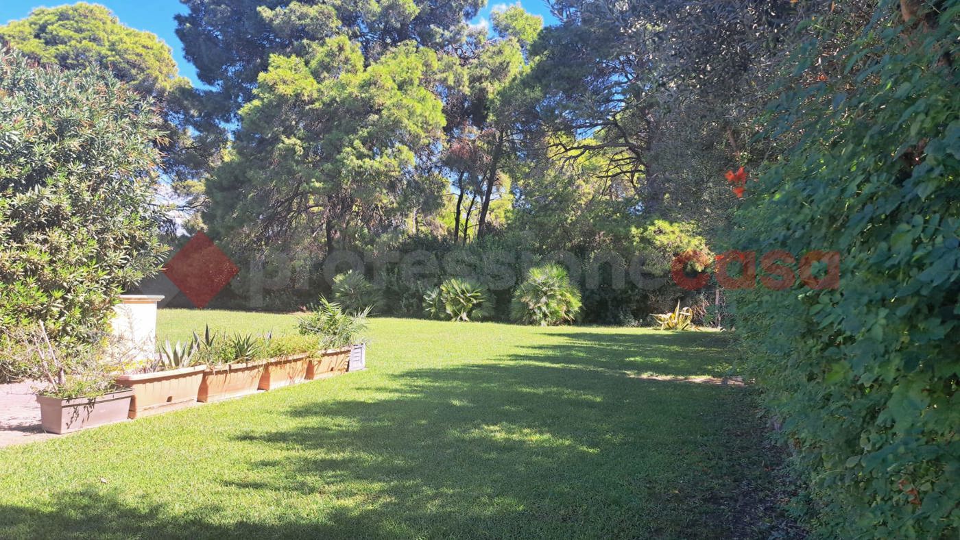 Casa indipendente in vendita a Castellaneta