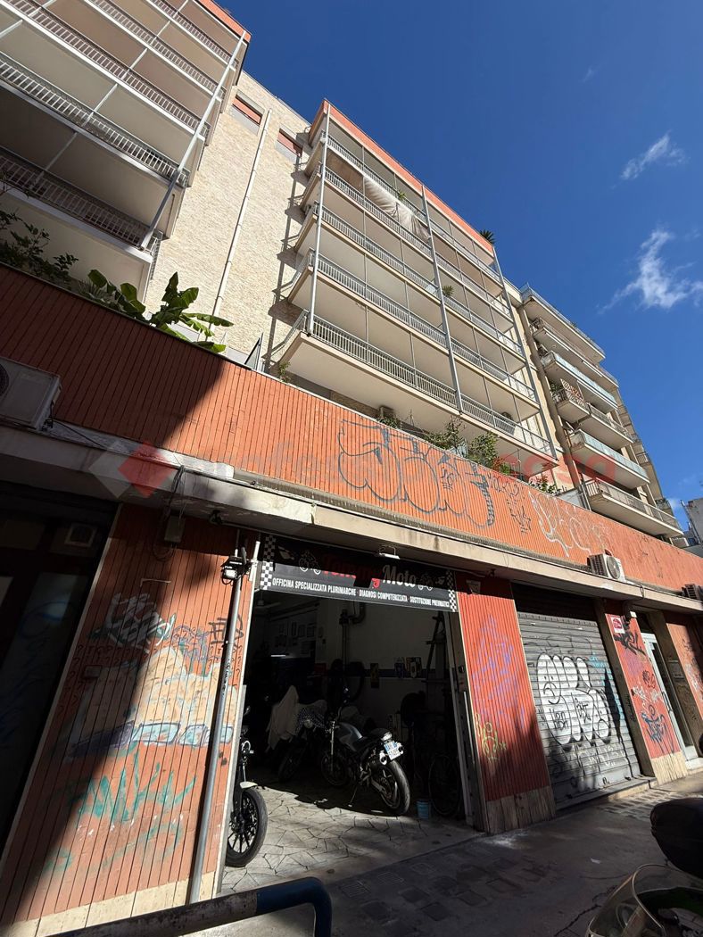 Negozio in vendita a Bari