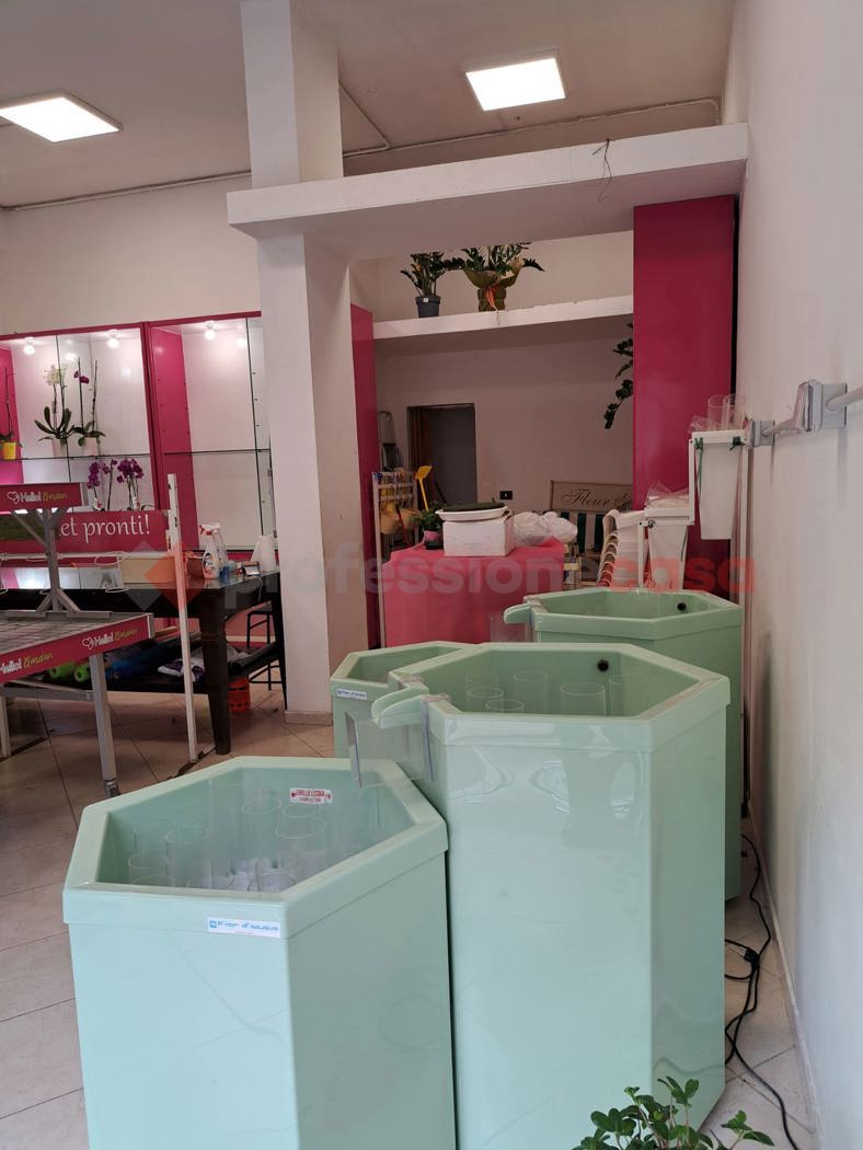 Negozio in affitto a Bari