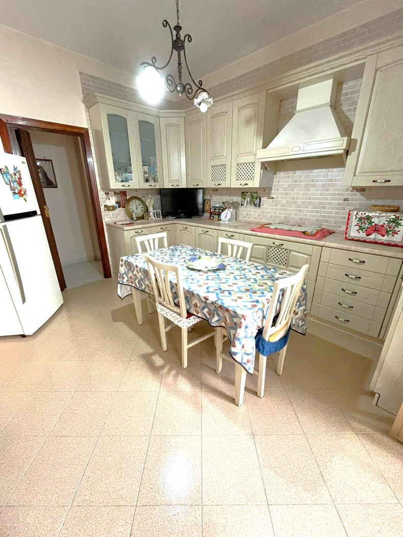 Quadrilocale in vendita a Bari