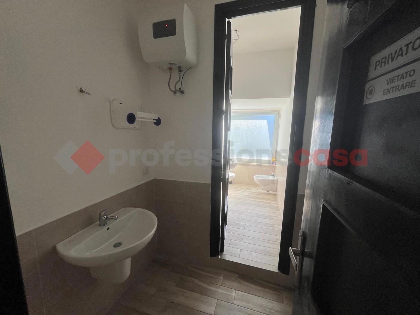 Ufficio in affitto a Bari