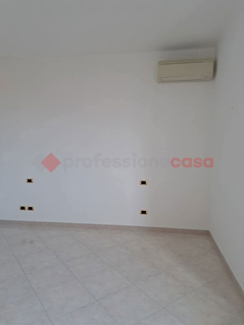 Trilocale arredato in affitto a Bari