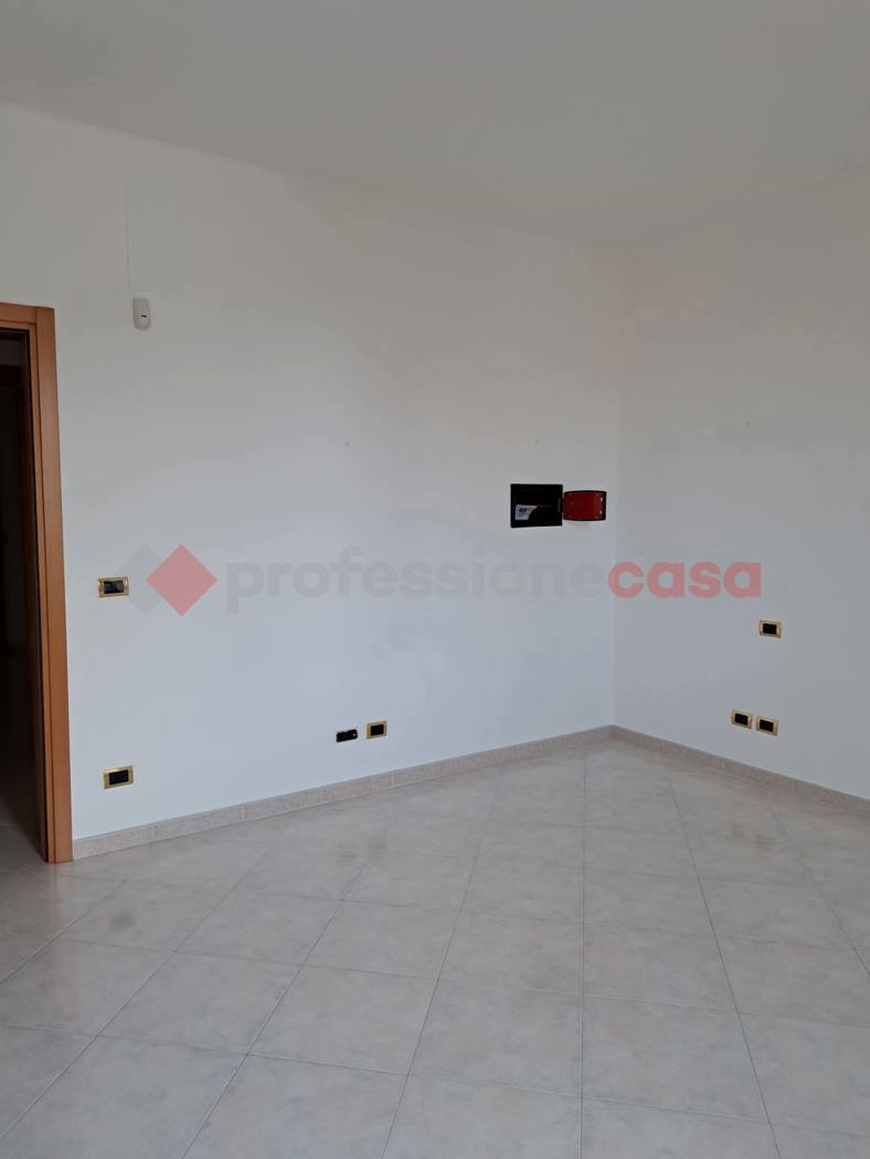 Trilocale arredato in affitto a Bari