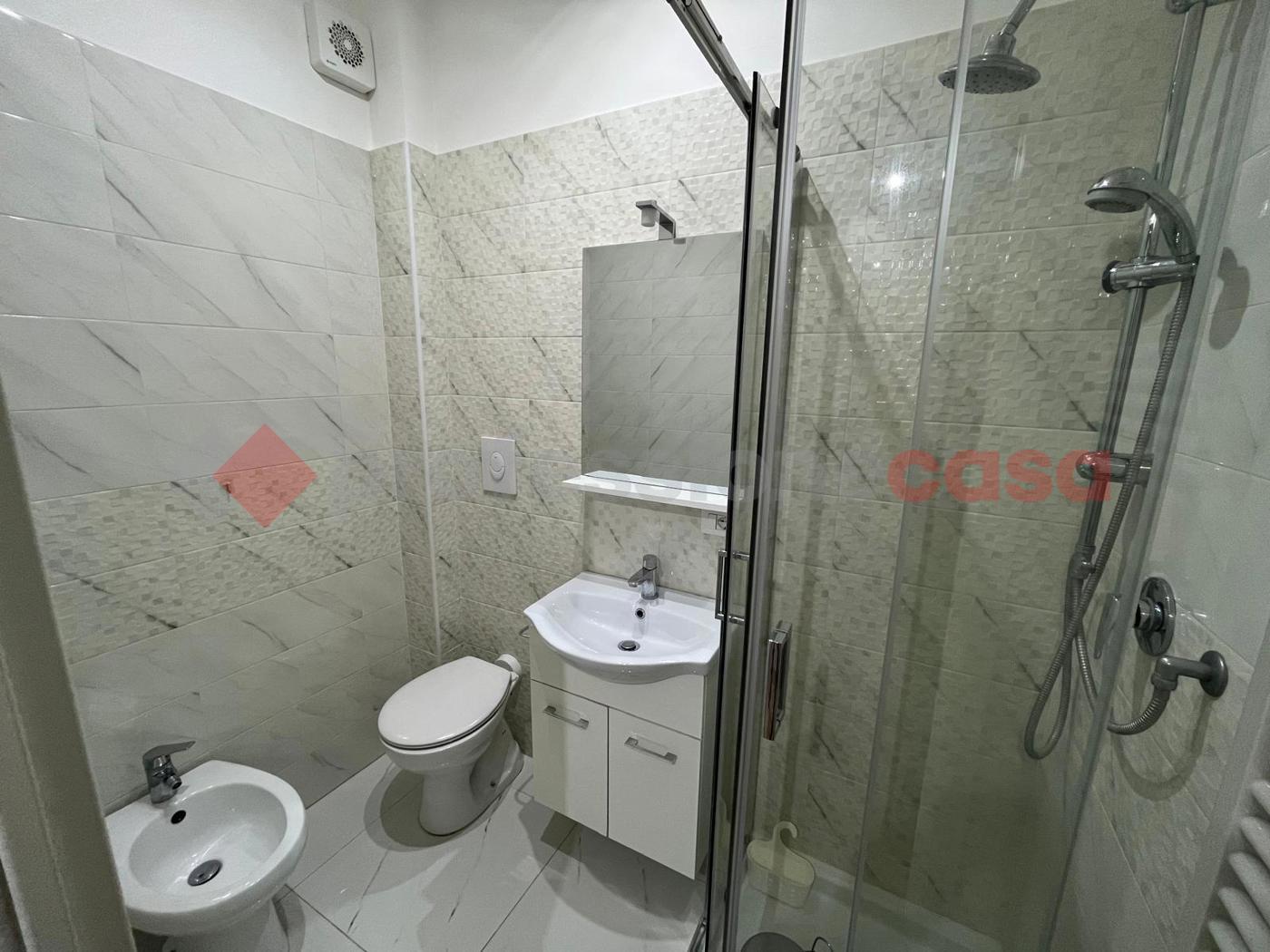 Bilocale arredato in affitto a Bari