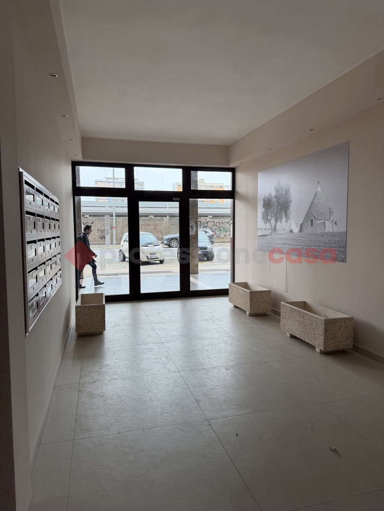 Trilocale nuovo a Bari