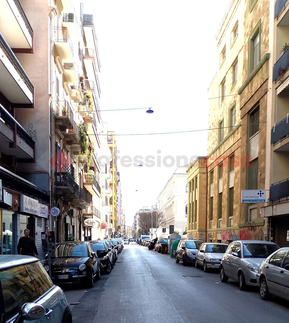 Negozio in vendita a Bari