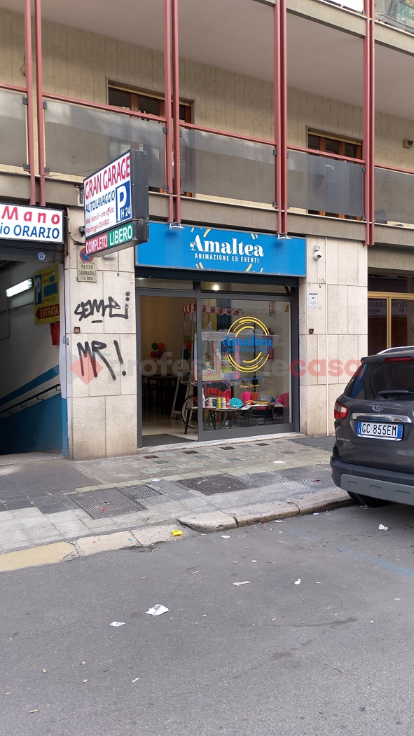 Negozio in vendita a Bari