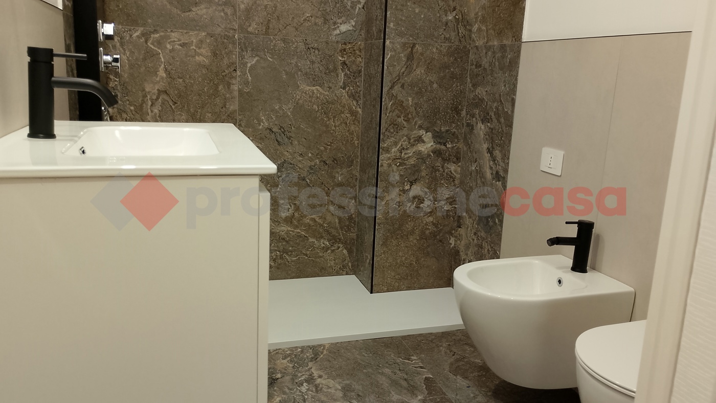 Trilocale arredato in affitto a Bari