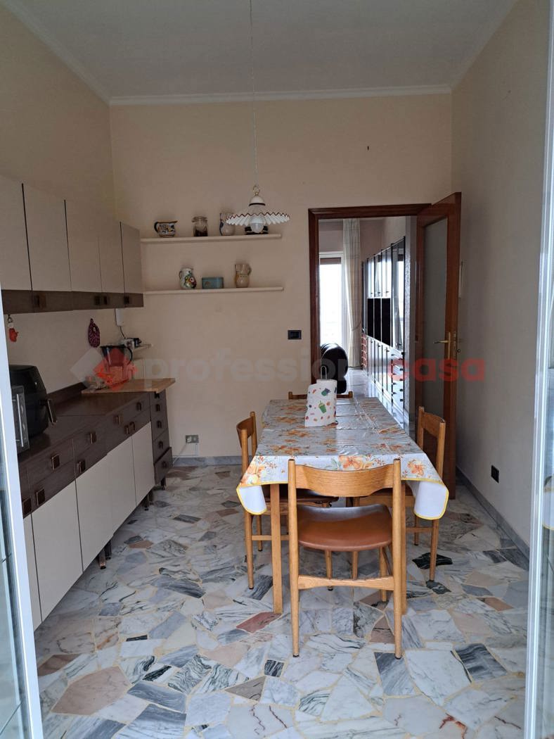 Trilocale arredato in affitto a Bari