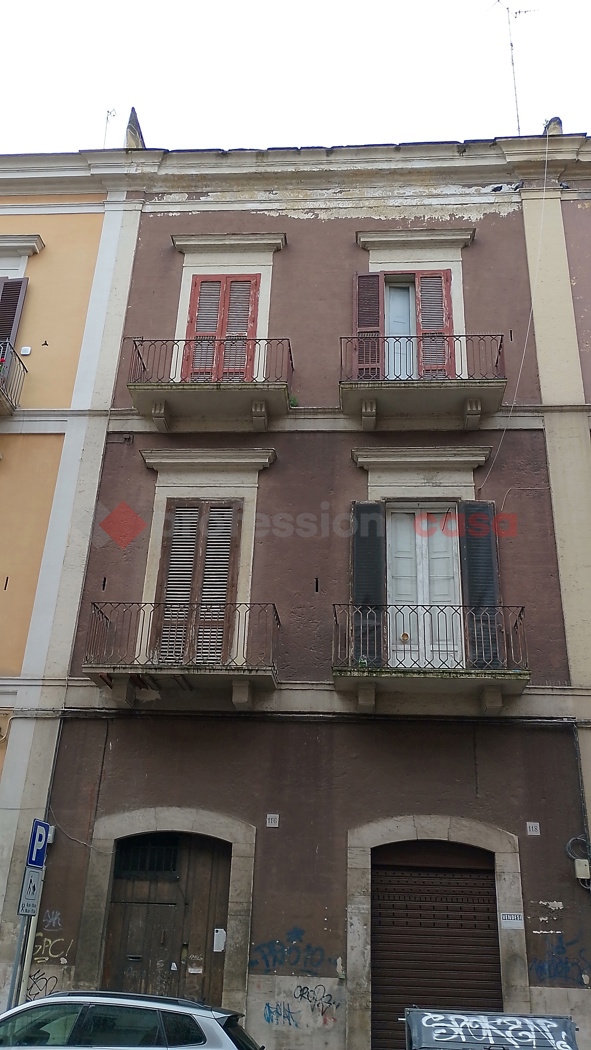 Negozio in vendita a Bari