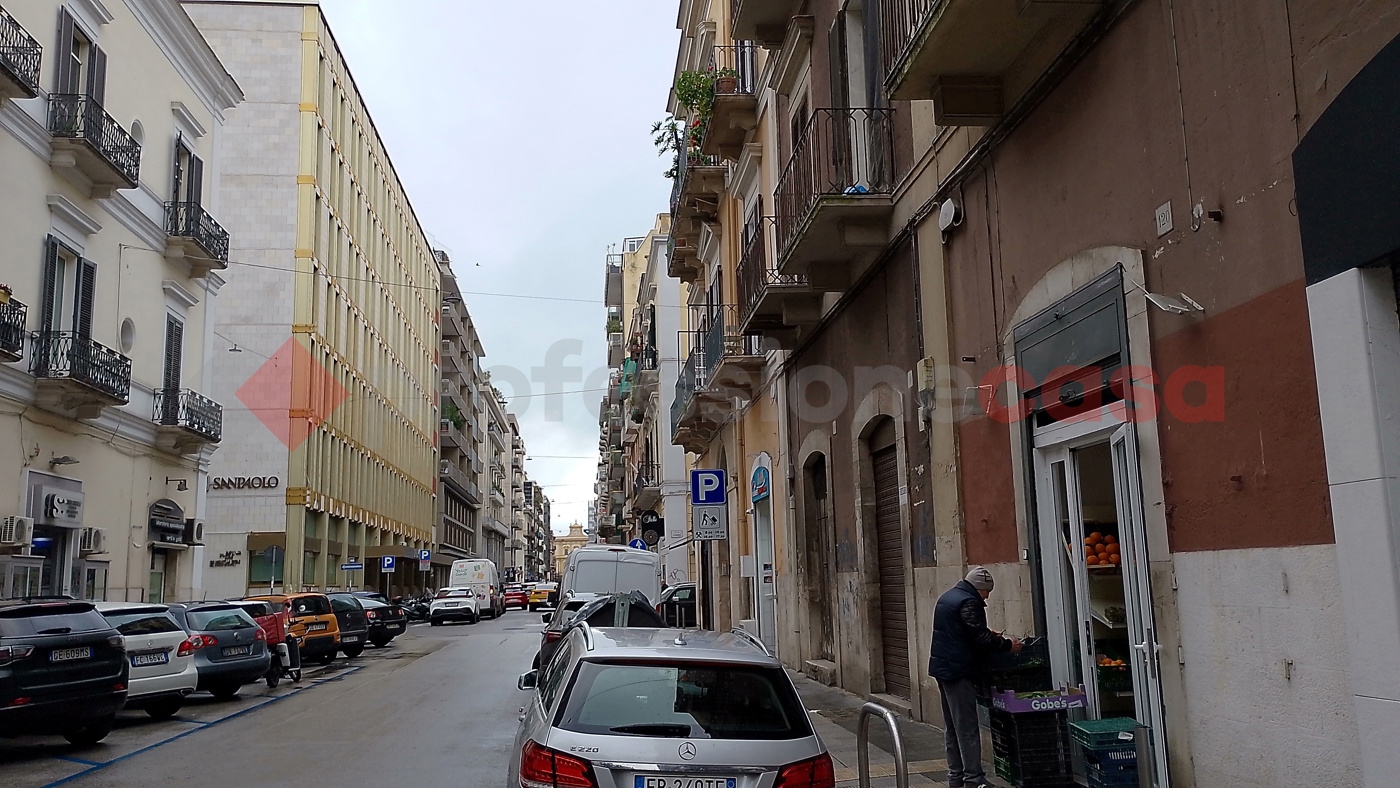 Negozio in vendita a Bari