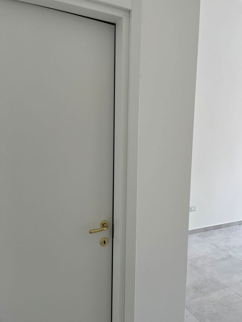 Negozio in affitto a Modugno