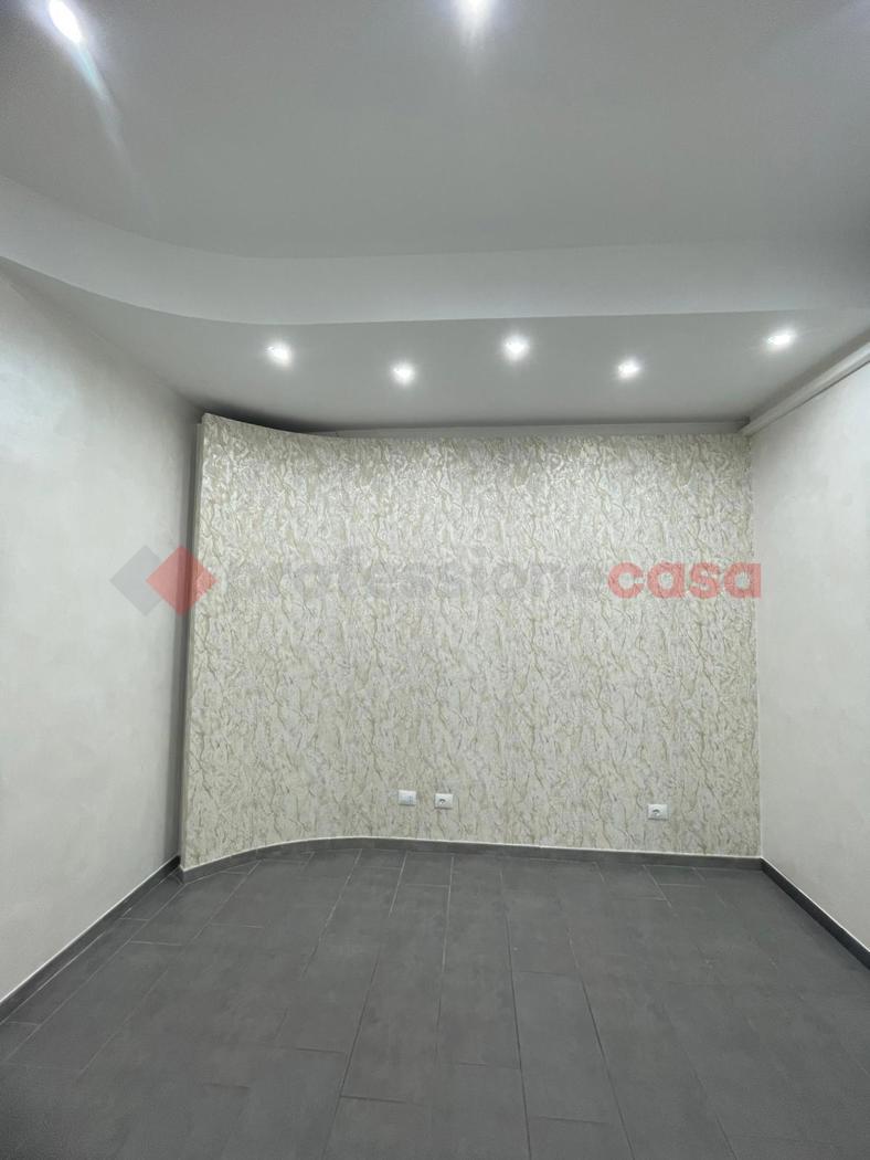 Negozio in affitto a Bari