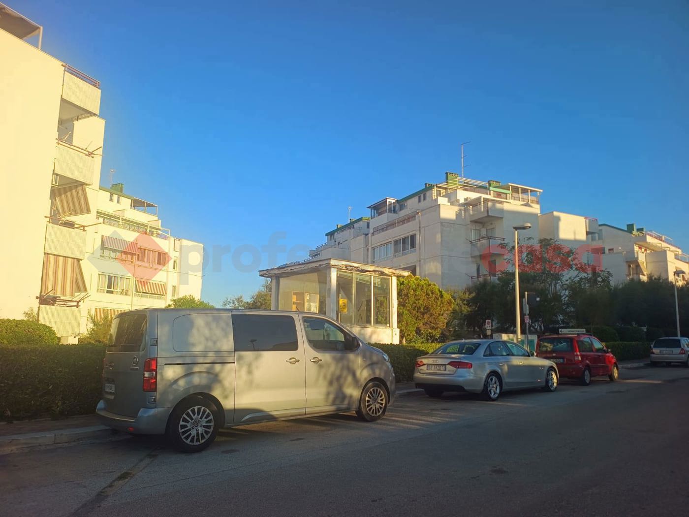 Trilocale arredato in affitto a Bari