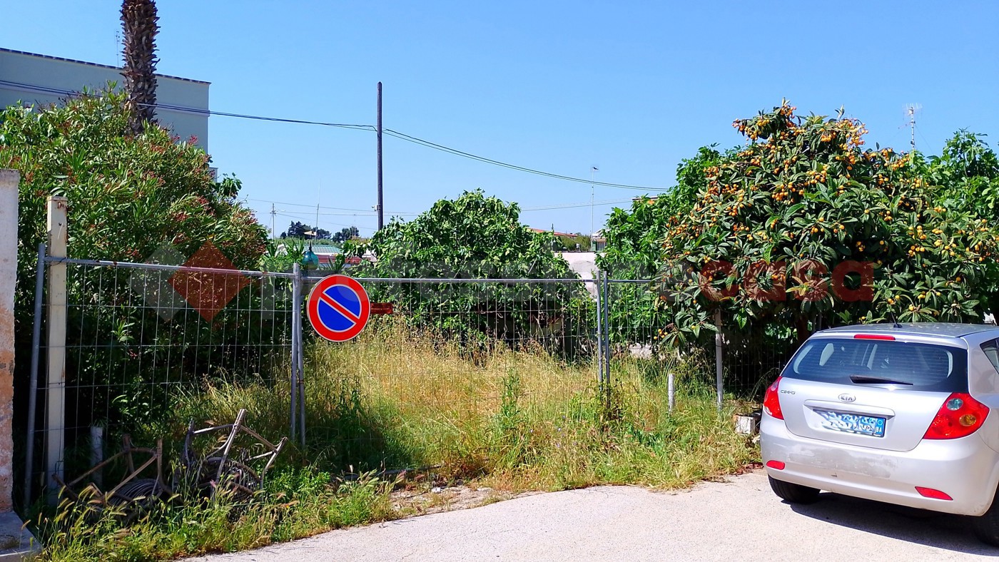 Casa indipendente con giardino a Bari