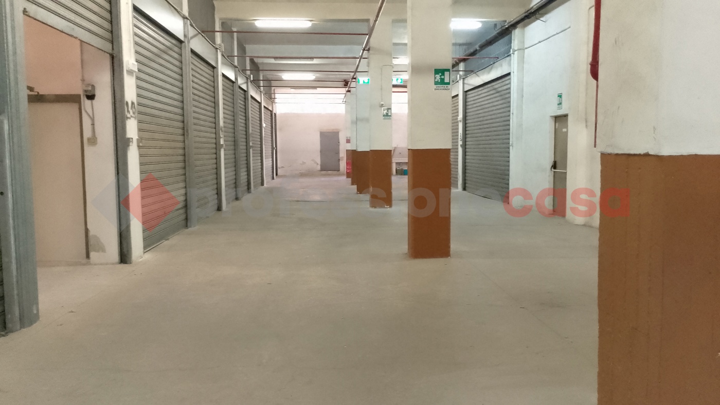 Box/Garage 15mq in vendita a Bari