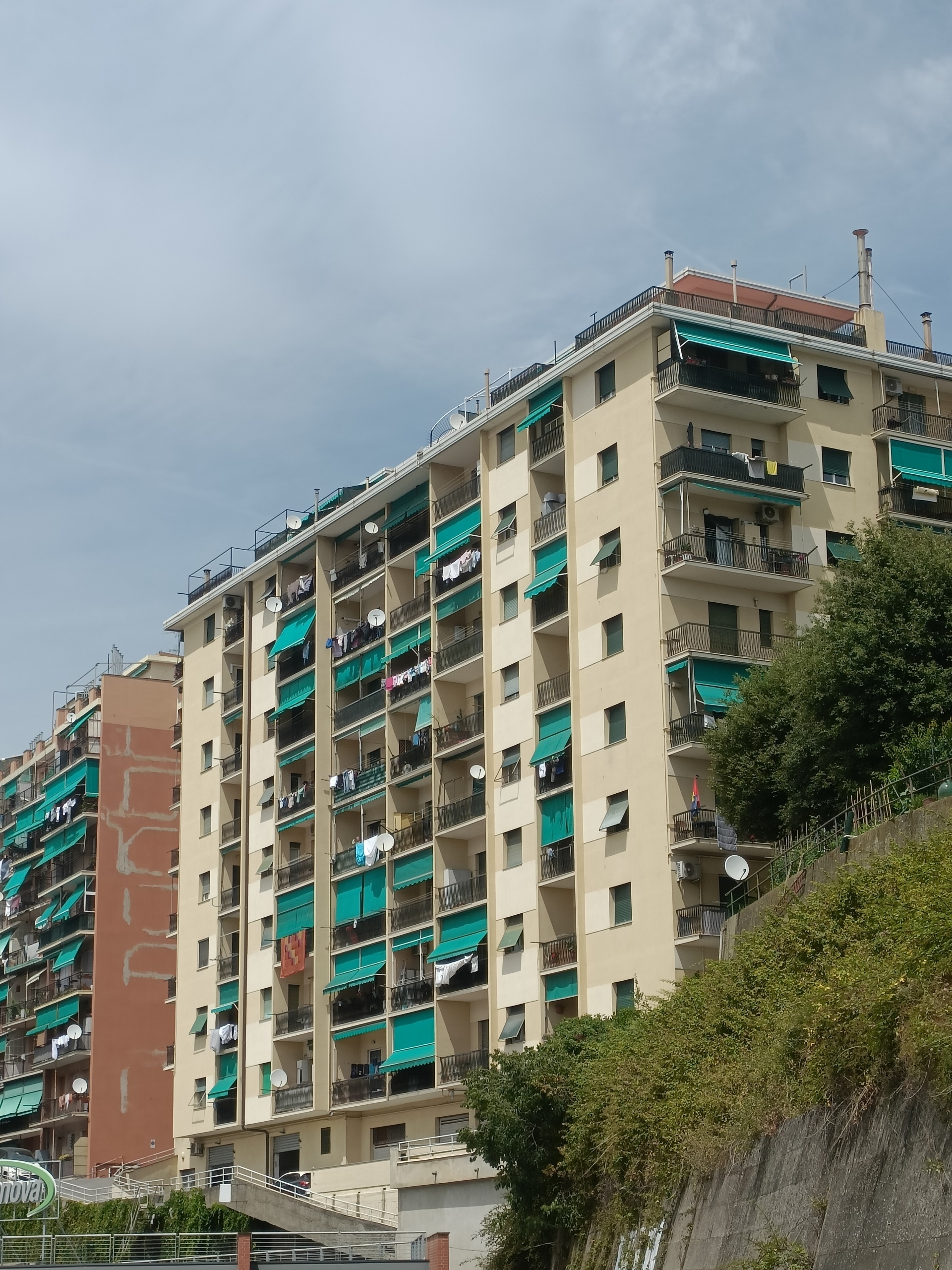 Quadrilocale in vendita in via dell'acciaio 125, Genova