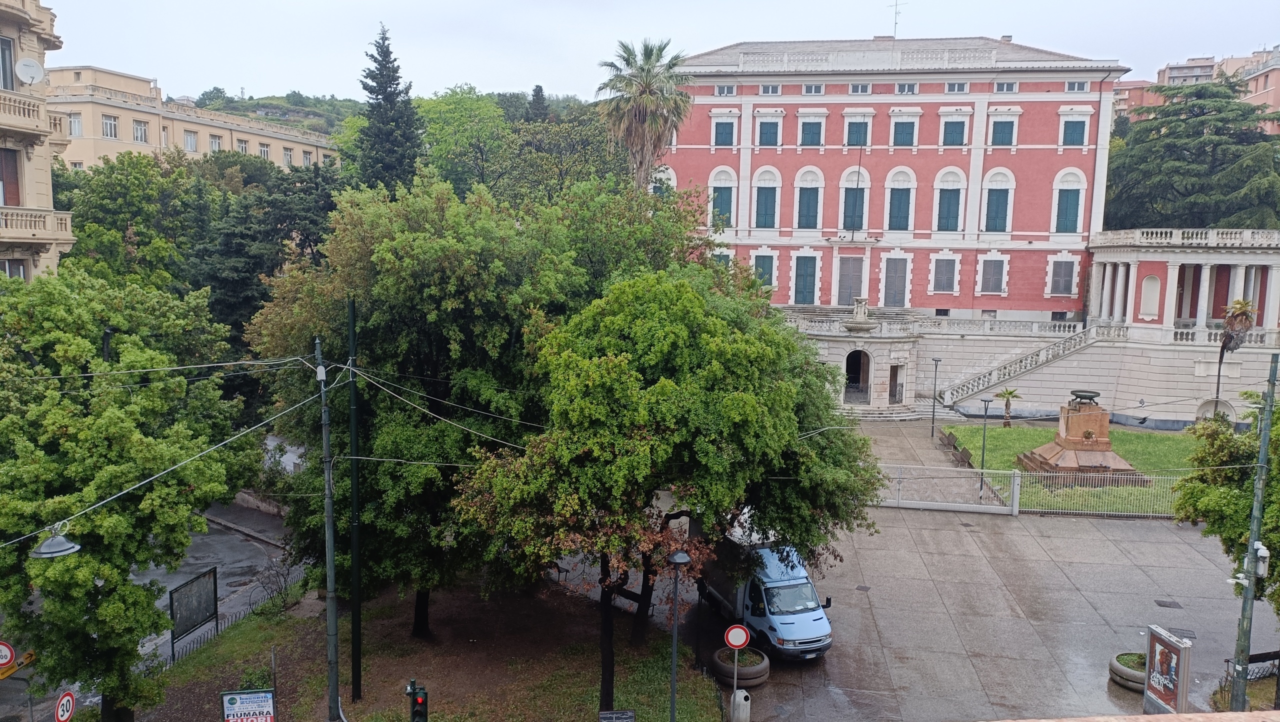 Appartamento in vendita in via cornigliano 34, Genova