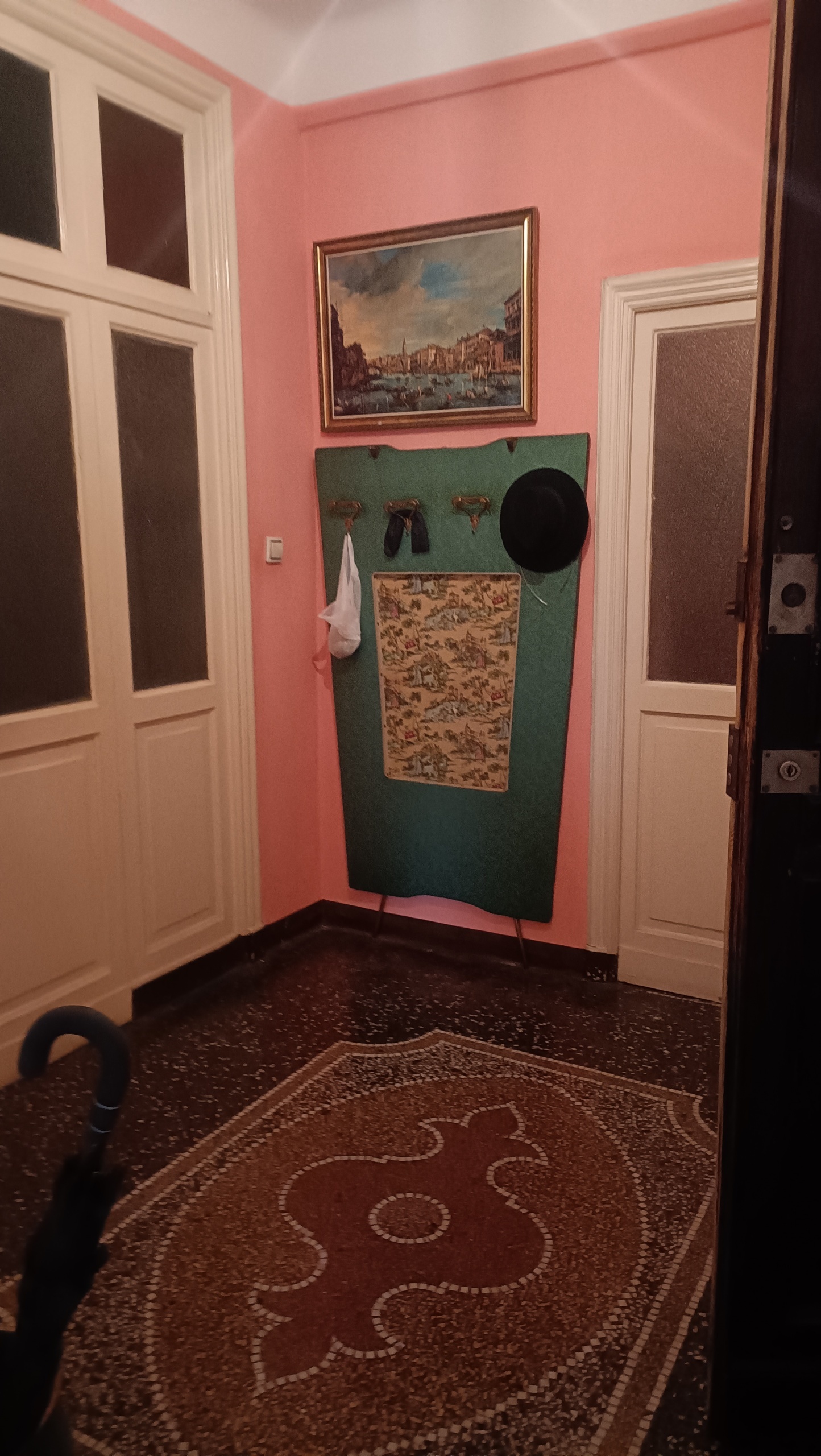 Appartamento in vendita in via cornigliano 34, Genova