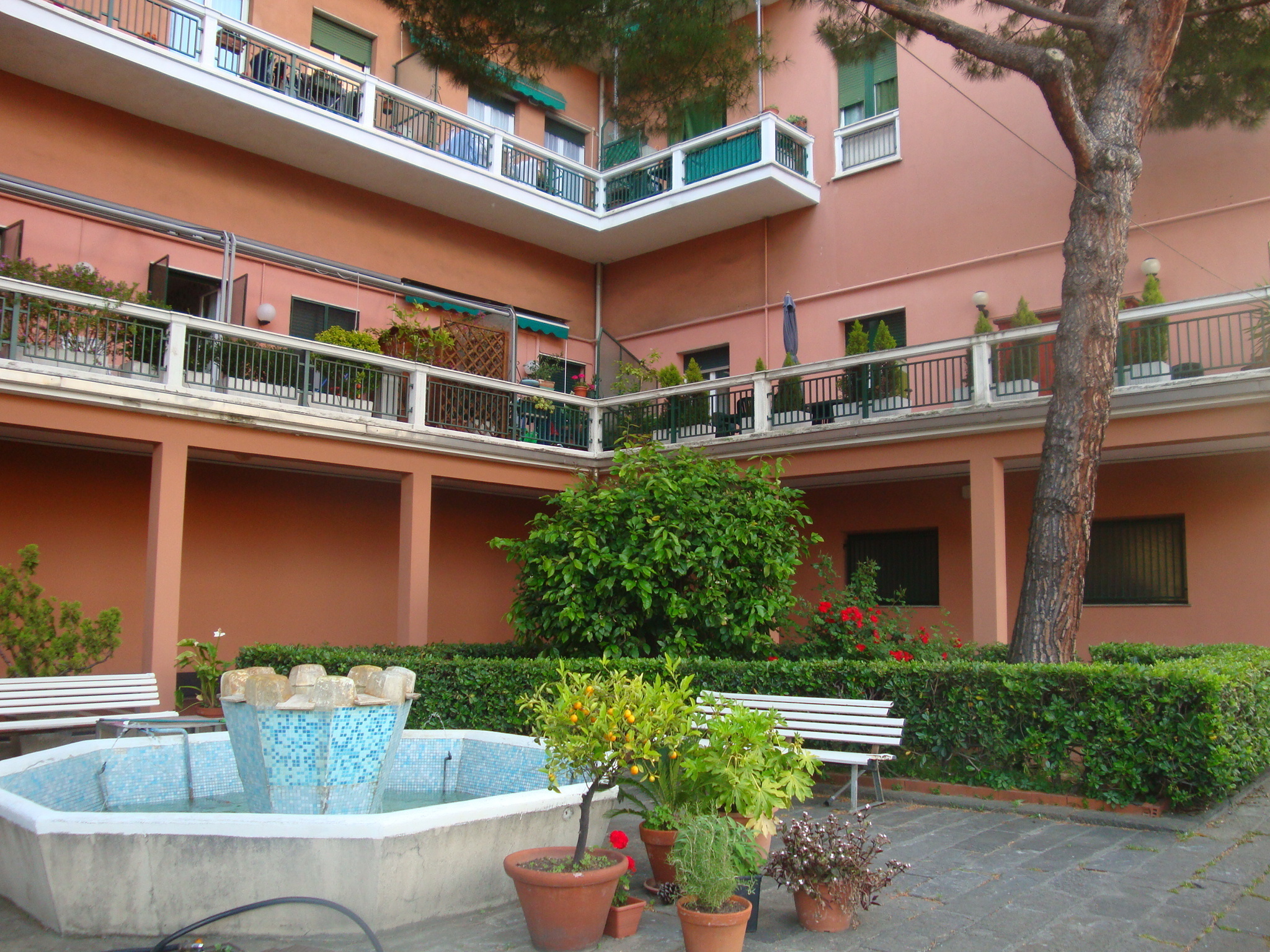 Appartamento in vendita in via all'asilo davide e delfina garbarino 2, Genova