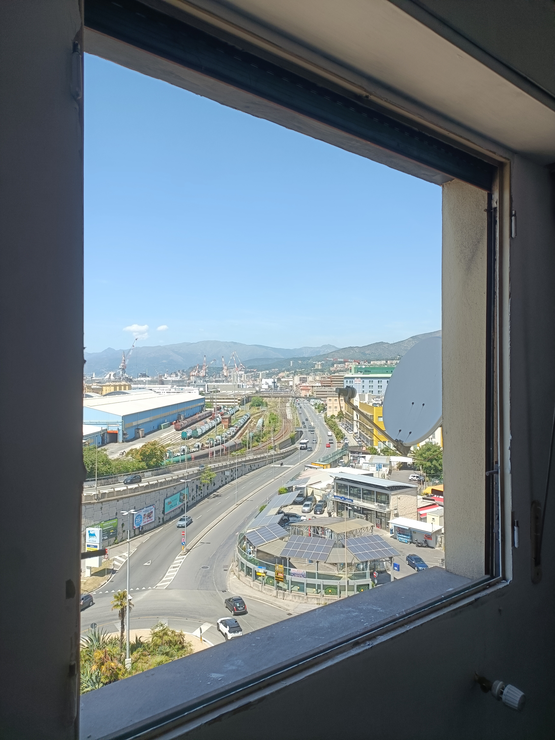Quadrilocale in affitto in via dell'acciaio 125, Genova