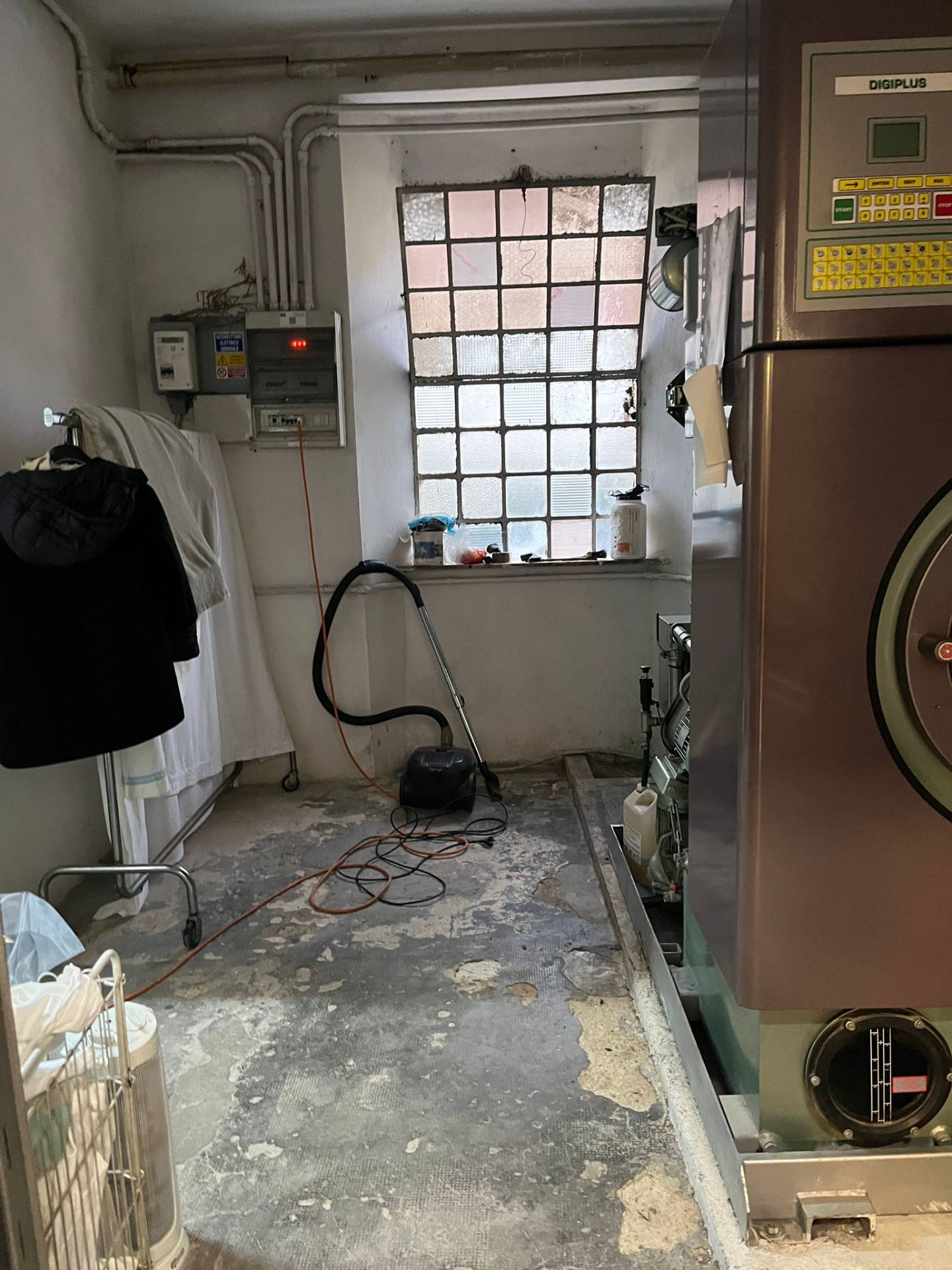 Locale commerciale in affitto a Pisa, Porta a Lucca