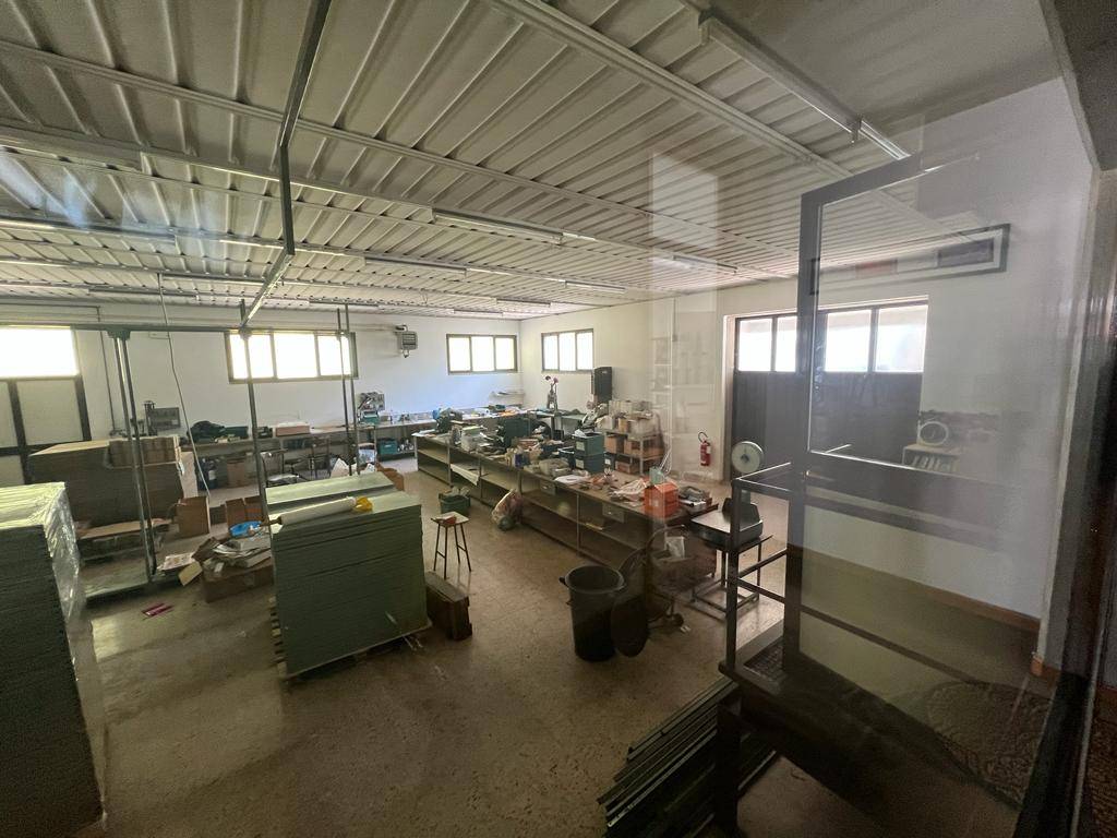 Capannone in vendita a Maniago