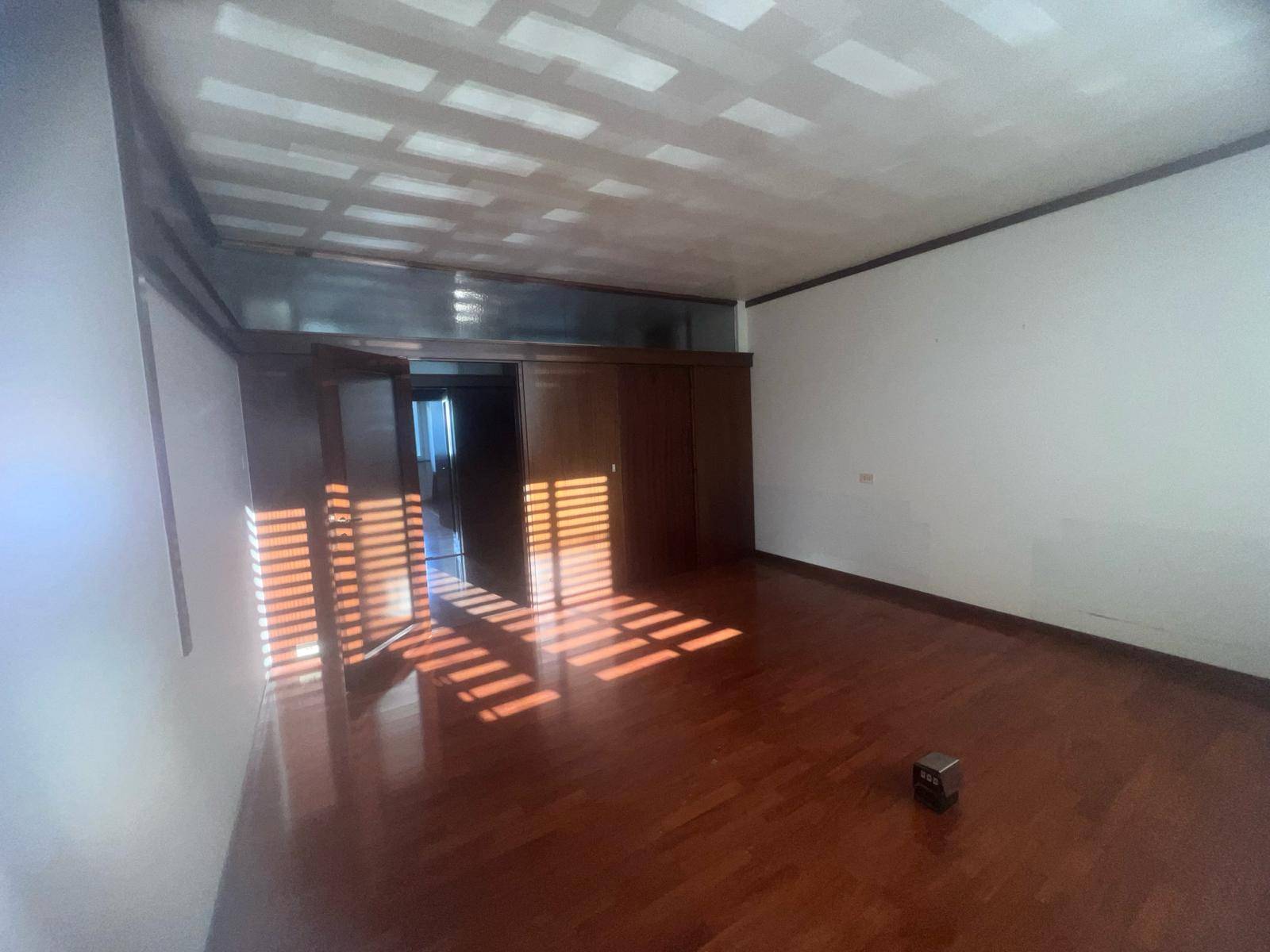 Studio/Ufficio in vendita a Pordenone, Centro