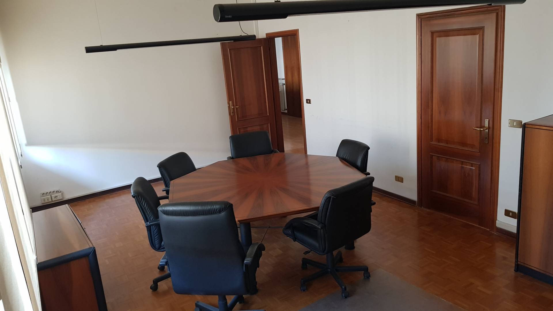 Studio/Ufficio in vendita a Pordenone, Centro