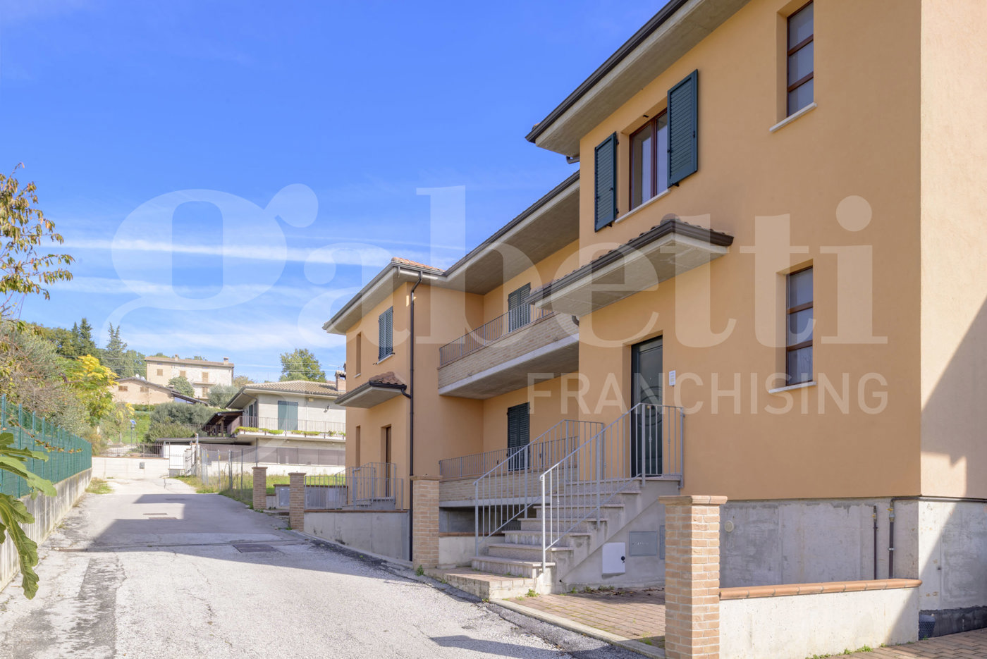 Casa indipendente con giardino a Gubbio