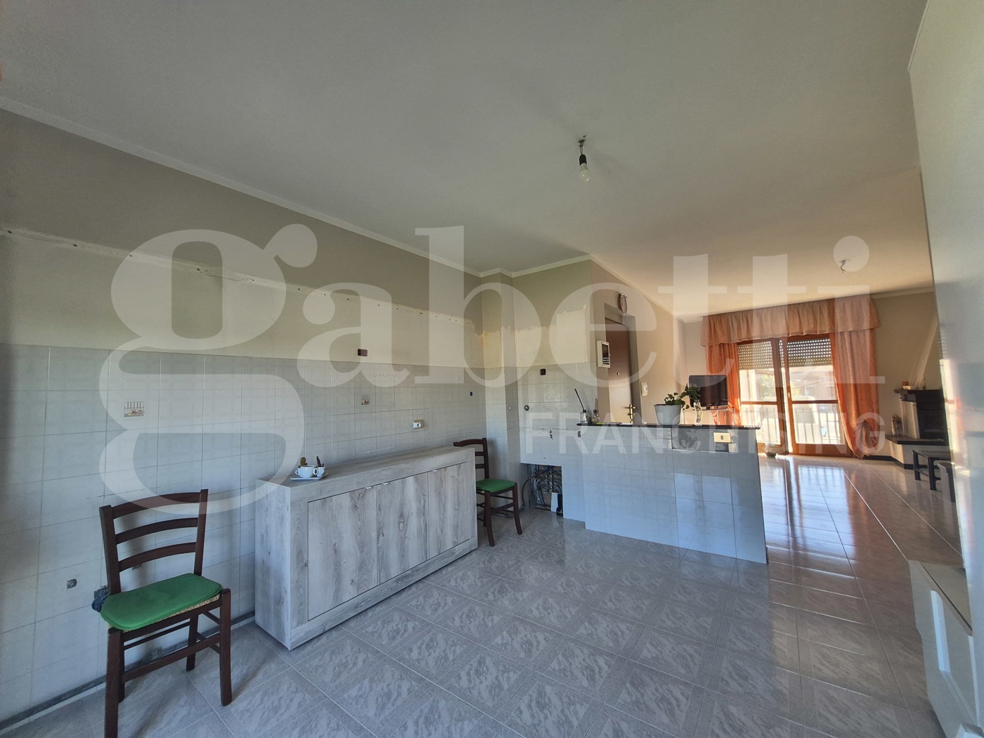 Appartamento con giardino a Gubbio