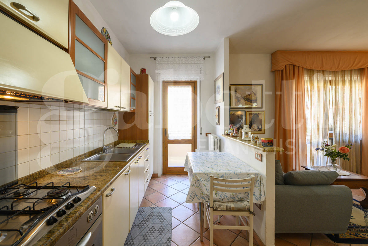 Appartamento con box a Gubbio