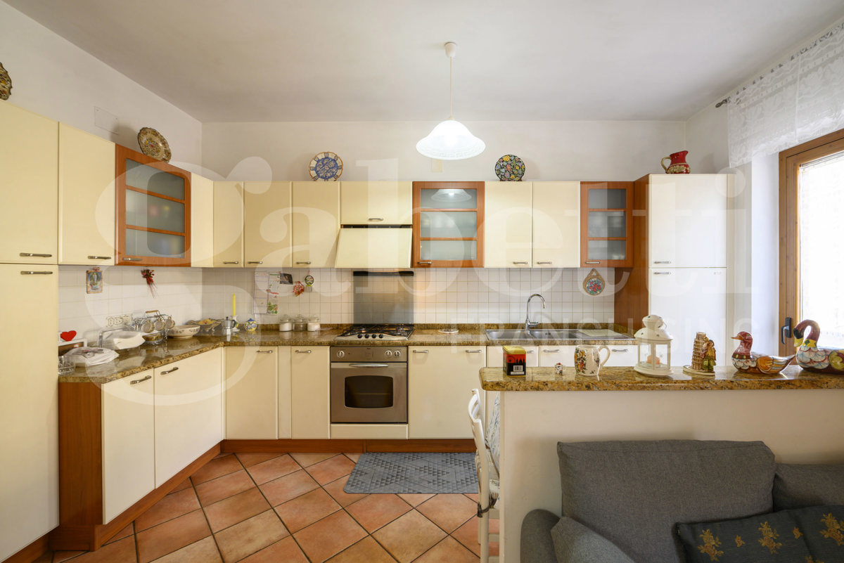 Appartamento con box a Gubbio