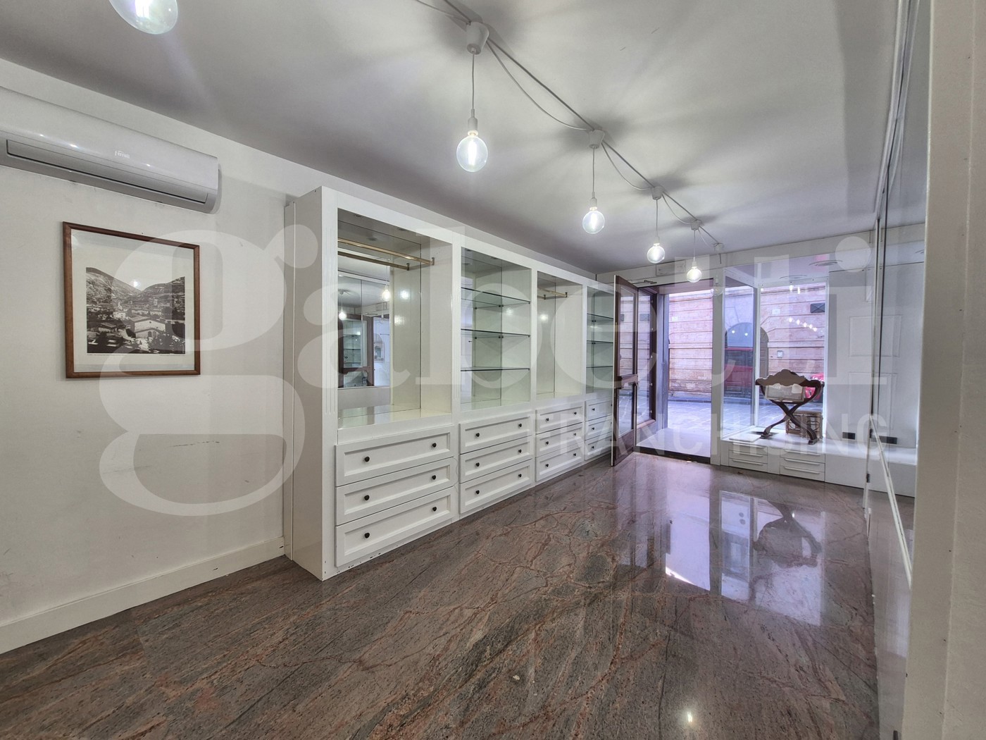 Negozio in affitto a Gubbio